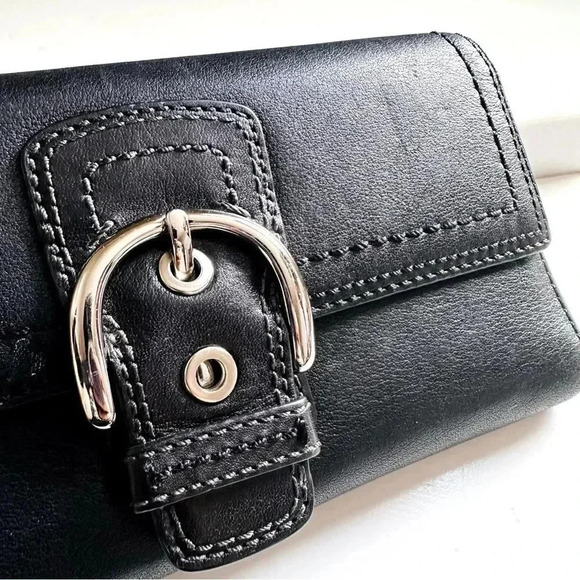 Coach Black Leather Soho Buckle Large Wallet - Picture 9 of 10